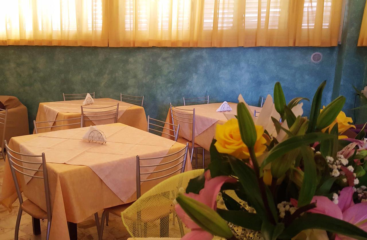 Delle Rose Acomodação com café da manhã Cefalù Exterior foto