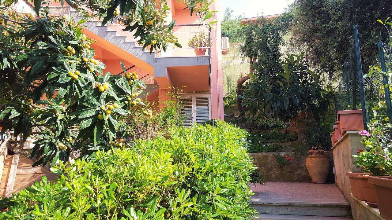 Delle Rose Acomodação com café da manhã Cefalù Exterior foto